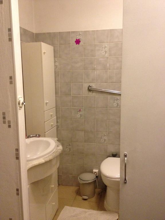 Appartement La Plage En Provence Le Pradet Room photo