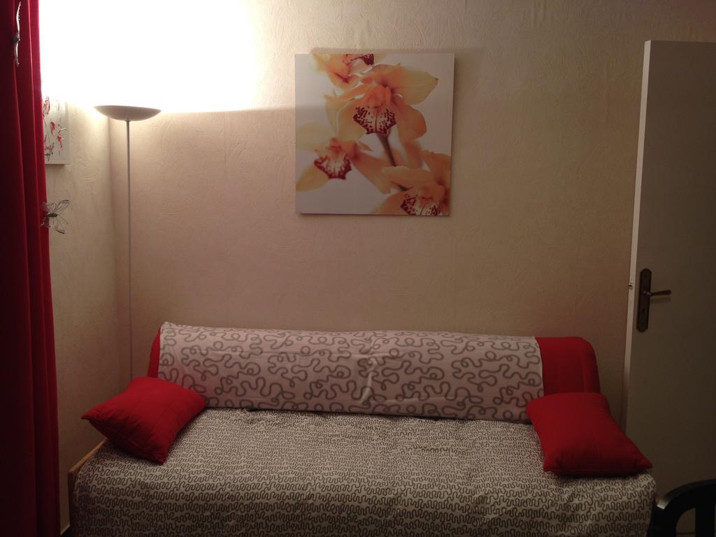 Appartement La Plage En Provence Le Pradet Room photo