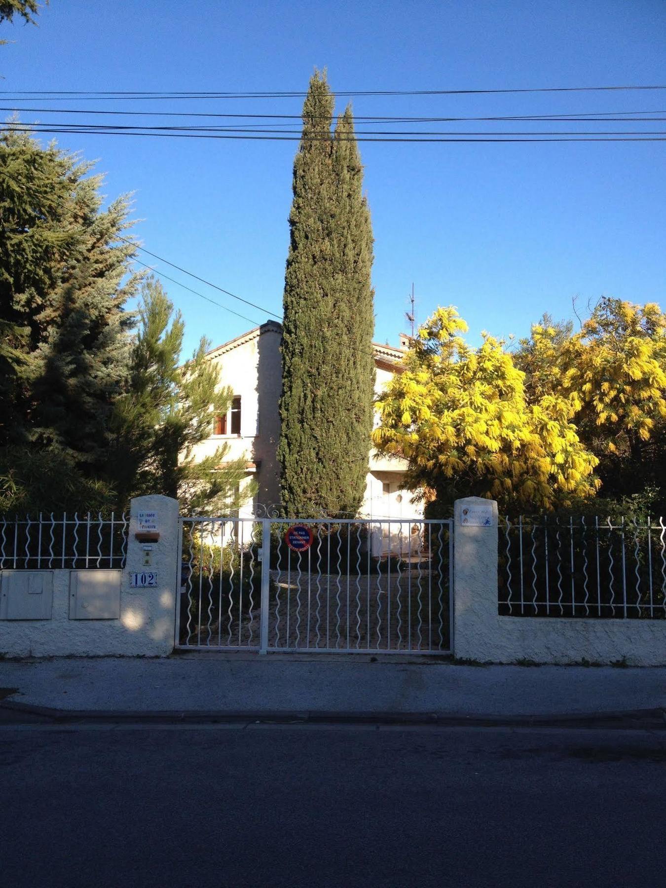 Appartement La Plage En Provence Le Pradet Exterior photo